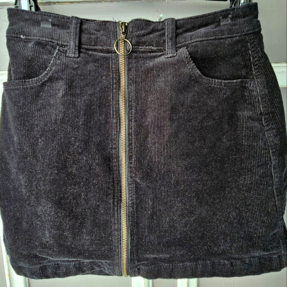 Sonoma Goods for Life zip up Black Corduroy Mini Skirt 9 women's (24)